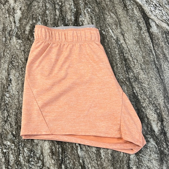 Womens Nike Shorts - Picture 4 of 10